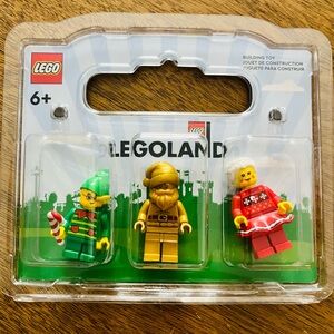 LEGO Legoland Exclusive BAM Pre Build Holiday 2025  Minifigure Set Of 3 853607
